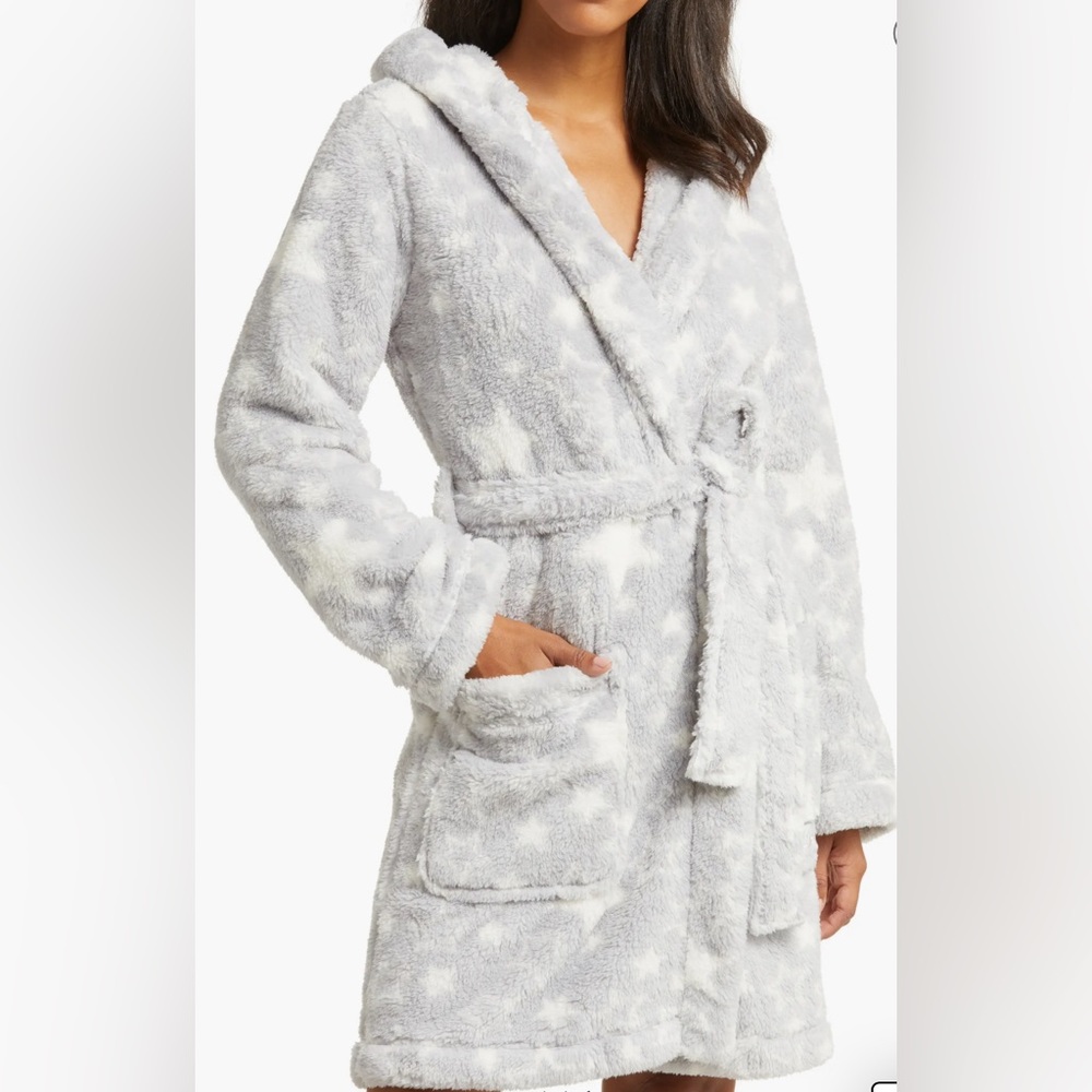 BRAND NEW- UGG Aarti Faux Shearling Hooded Robe